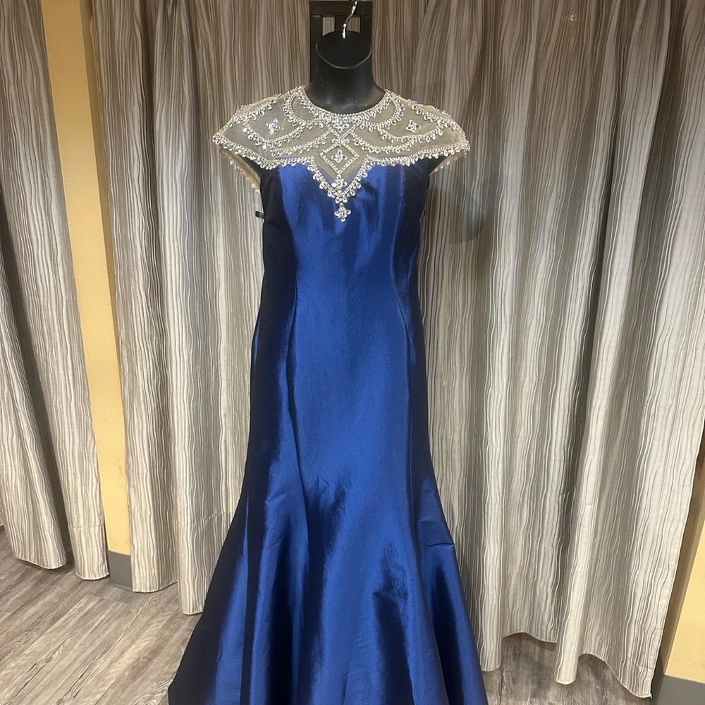 Mac Duggal size 20 sapphire stretch taffeta